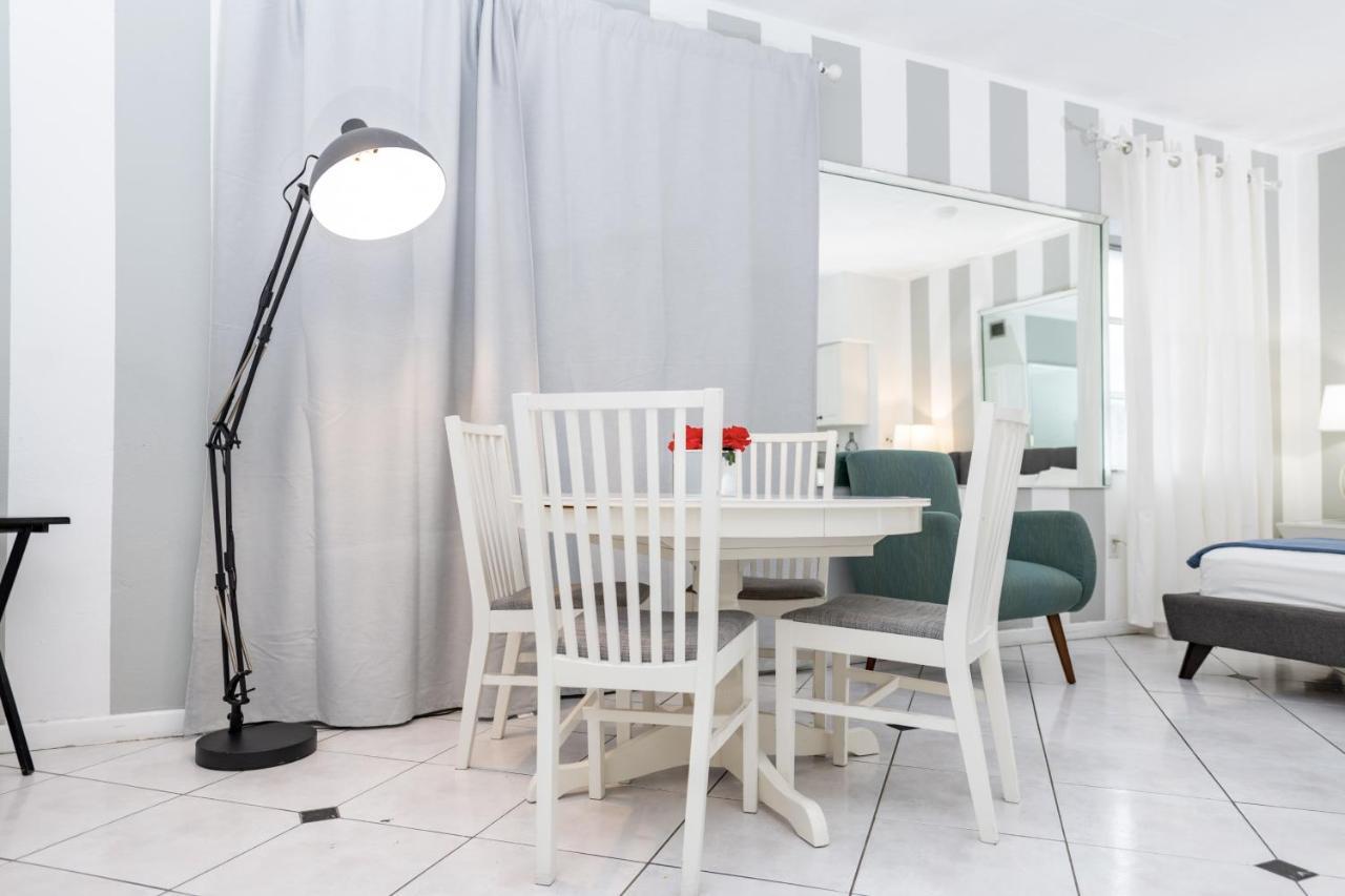 Apartments On Collins Miami Beach Ngoại thất bức ảnh